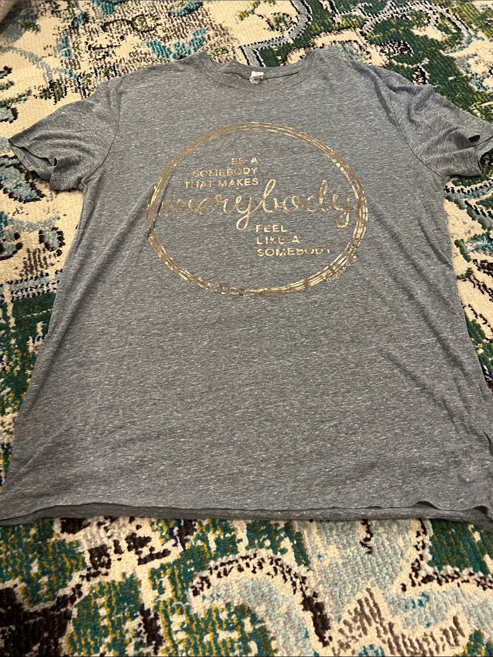 Everybody Graphic Short Sleeve Tee - Heather Gray with Gold Print
